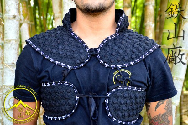Manju-Wa<br> <em>(Shoulder / Underarm Armor)</em>